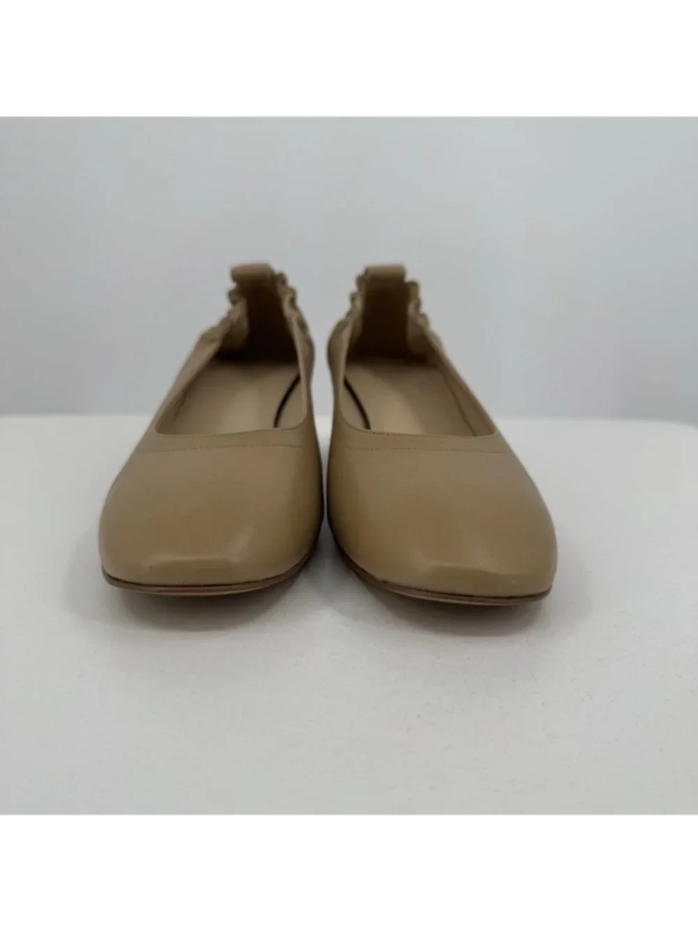 Everlane Italian Leather Day Heel Light Taupe 9.5 Women's Elastic Back Comfort